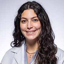 Portrait of internal medicine resident Dr. Raya Alrashdan